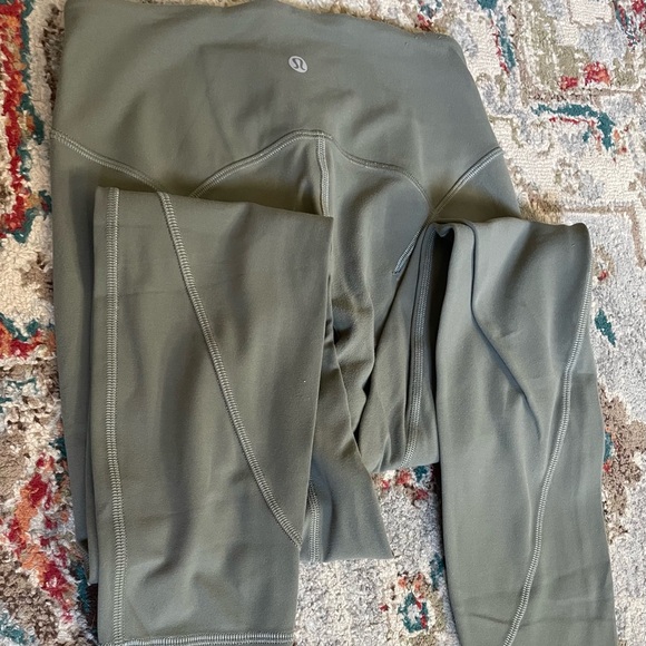 lululemon athletica Green Leggings - Picture 1 of 3